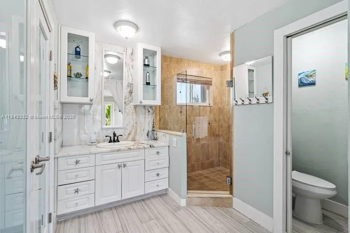 Key Largo, Florida, 33037, United States, 4 Bedrooms Bedrooms, ,3 BathroomsBathrooms,Residential,Active,1894254