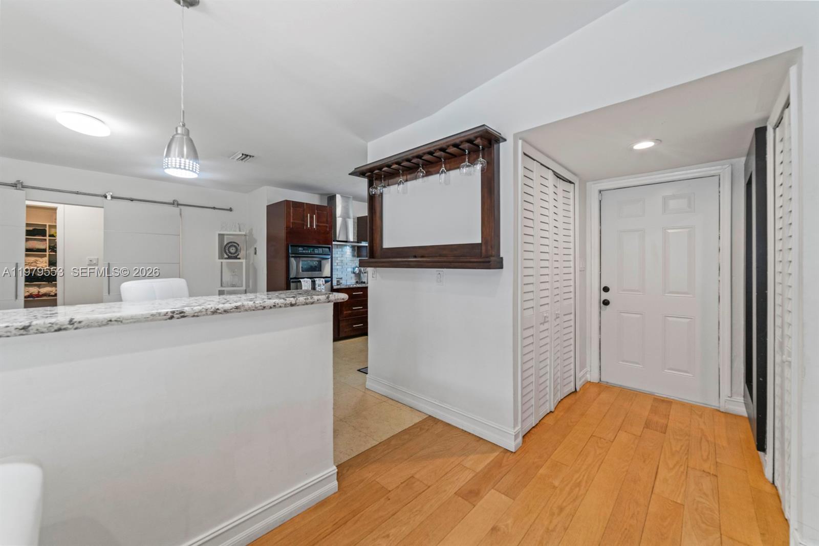 MEADOW WOOD MANOR #4 - Residential