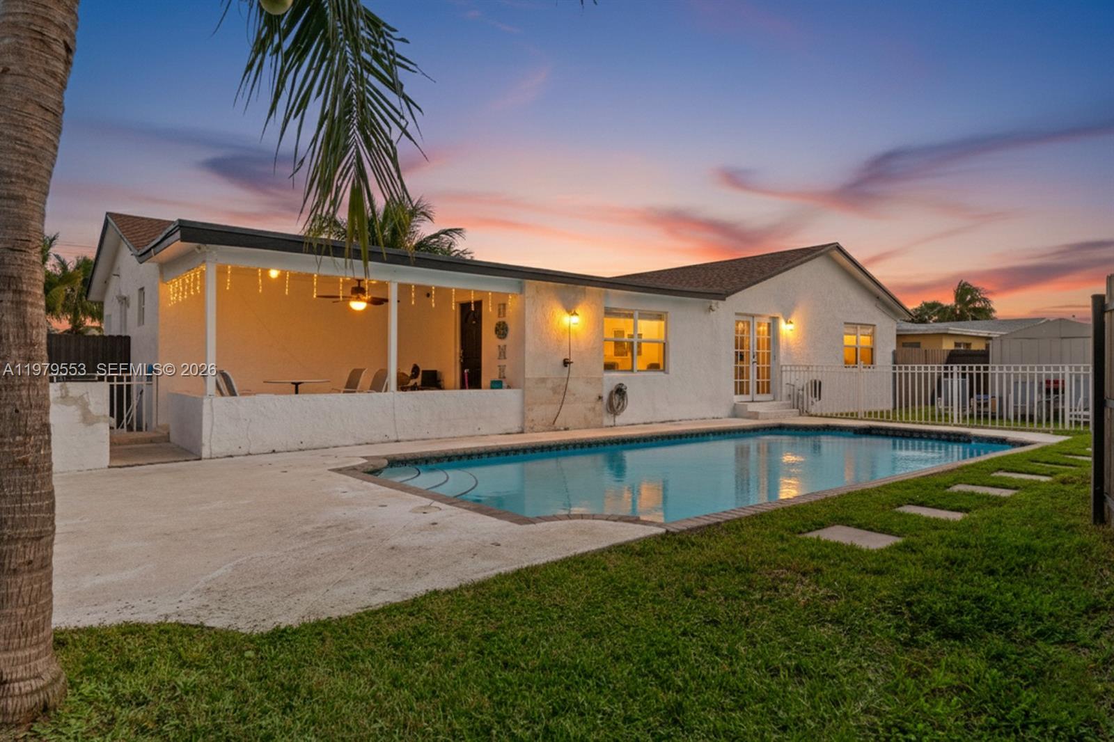 MEADOW WOOD MANOR #4 - Residential