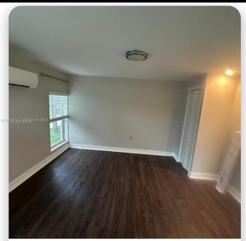 MEADOW WOOD MANOR #4 - Residential