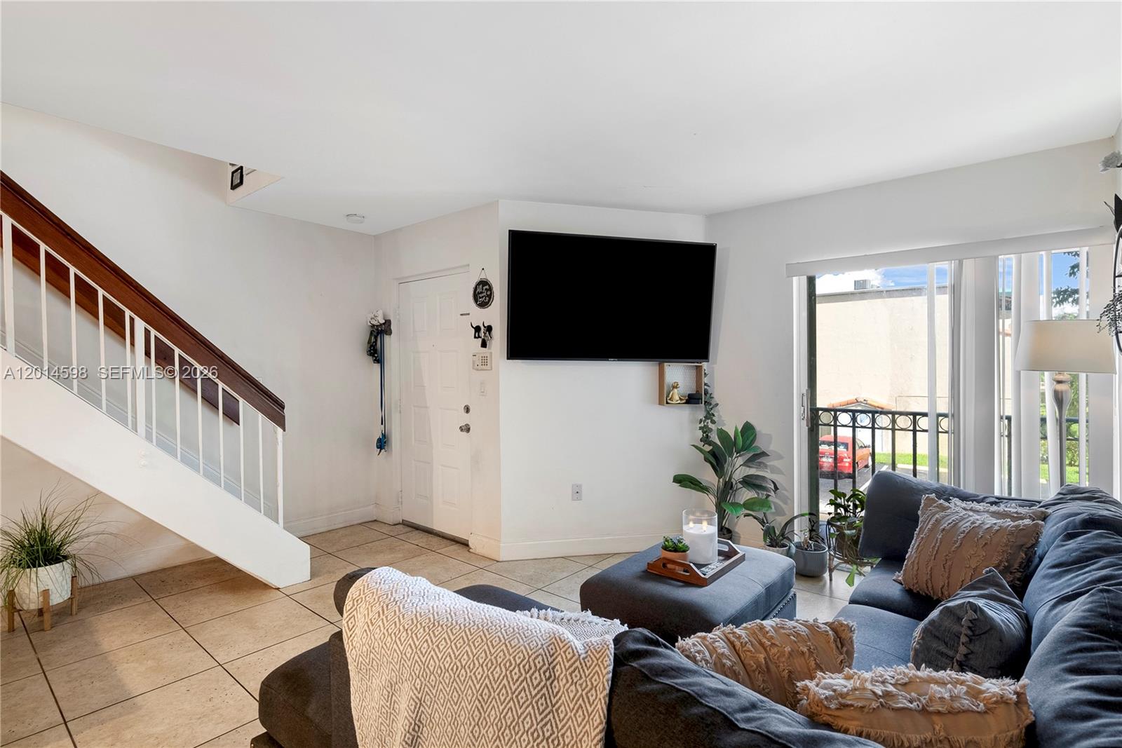 CORAL POINTE TOWNHOMES CO - Residential