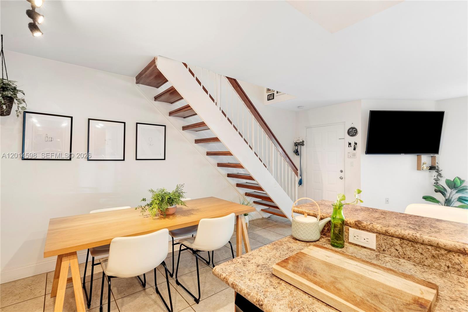 CORAL POINTE TOWNHOMES CO - Residential