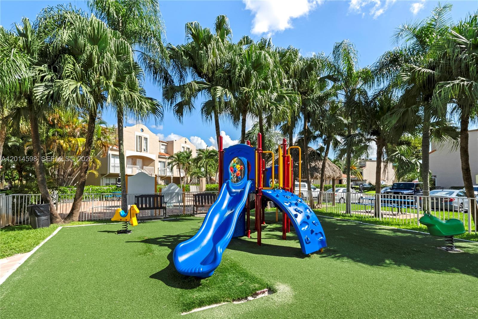 CORAL POINTE TOWNHOMES CO - Residential
