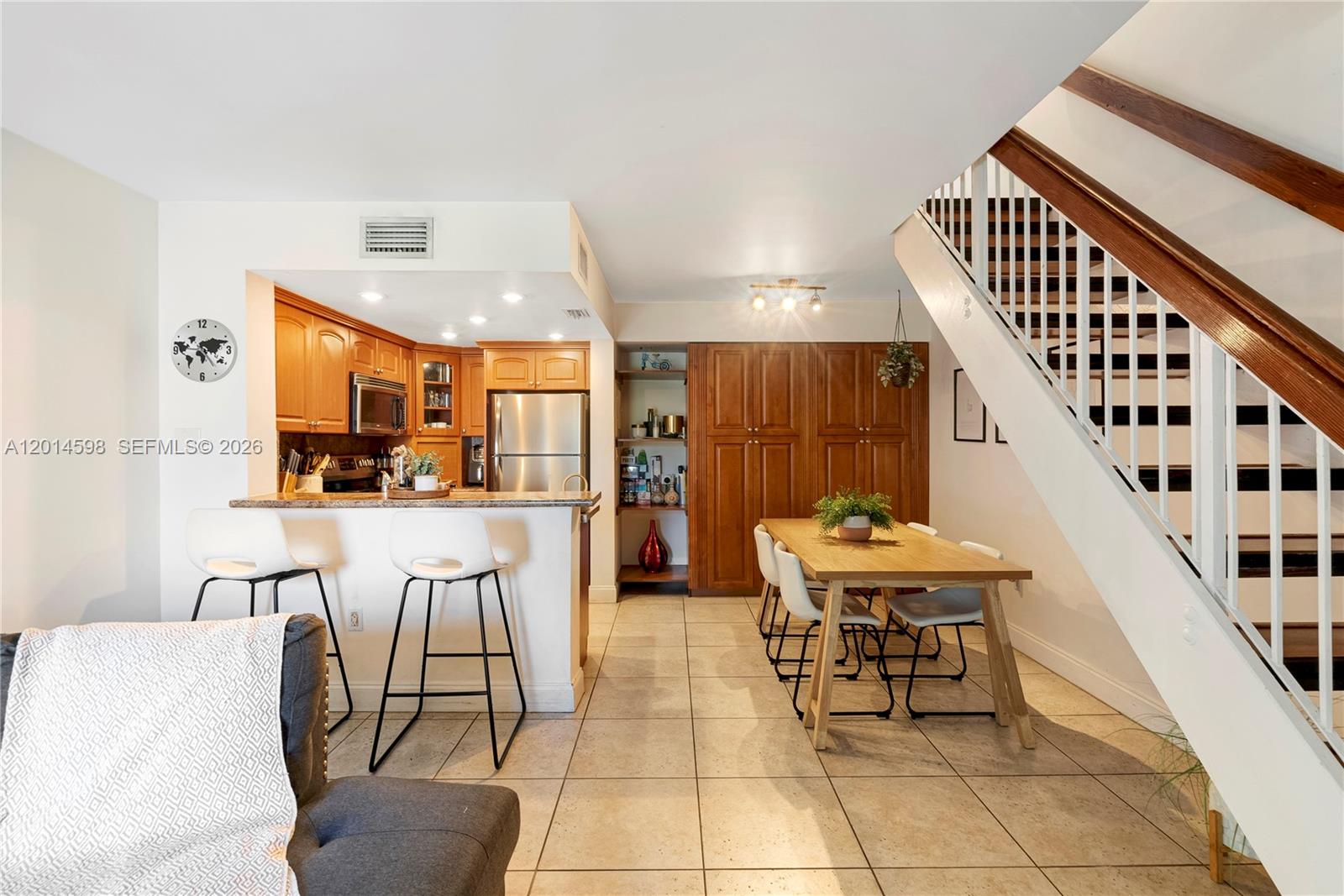 CORAL POINTE TOWNHOMES CO - Residential