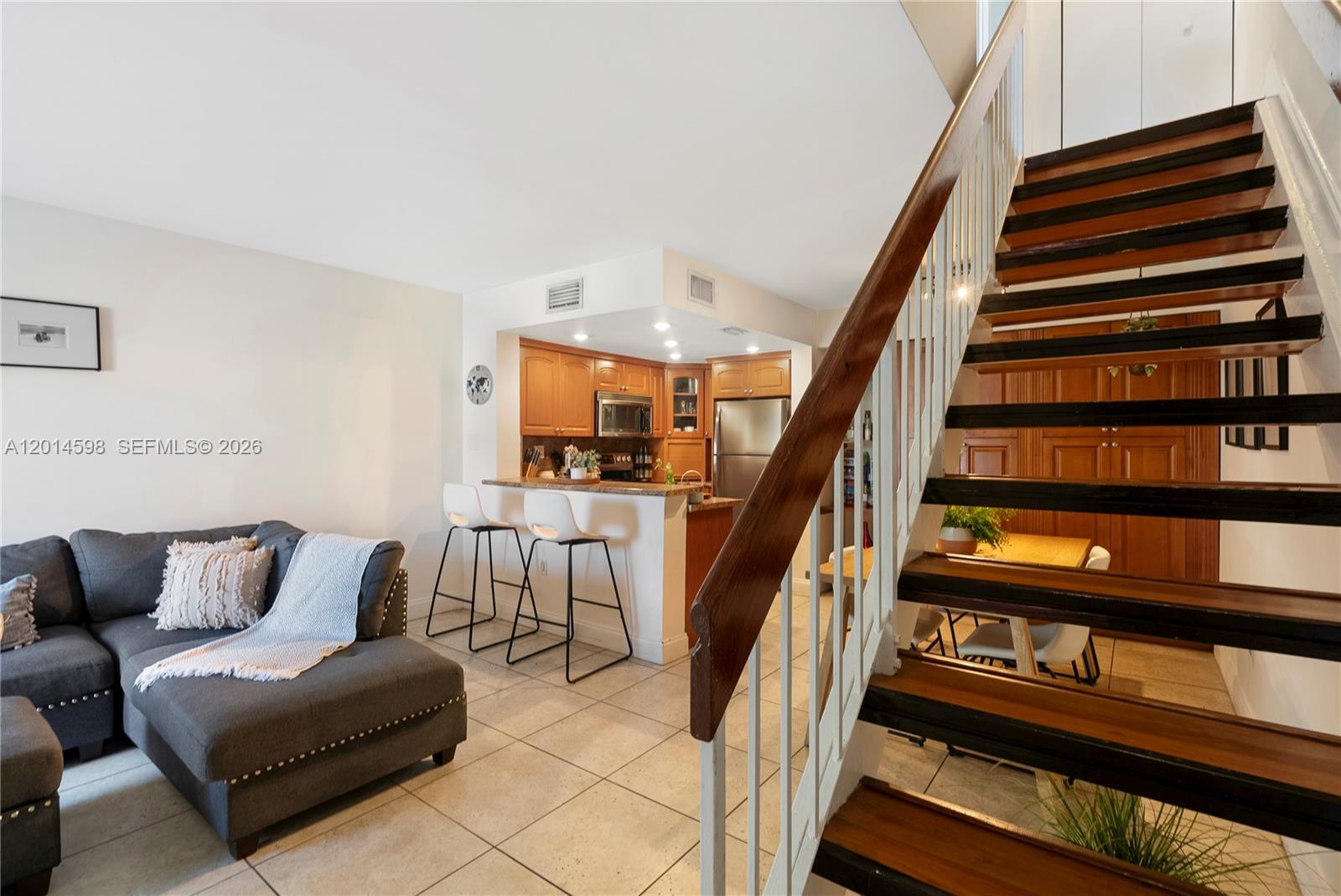 CORAL POINTE TOWNHOMES CO - Residential