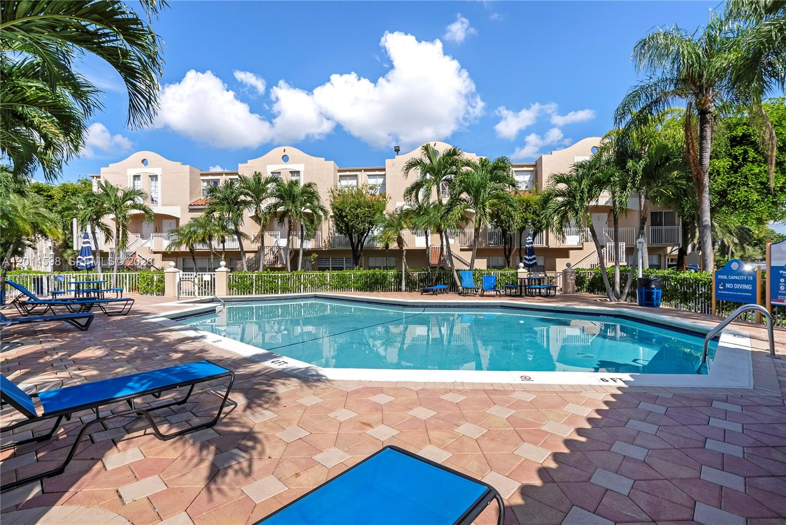 CORAL POINTE TOWNHOMES CO - Residential