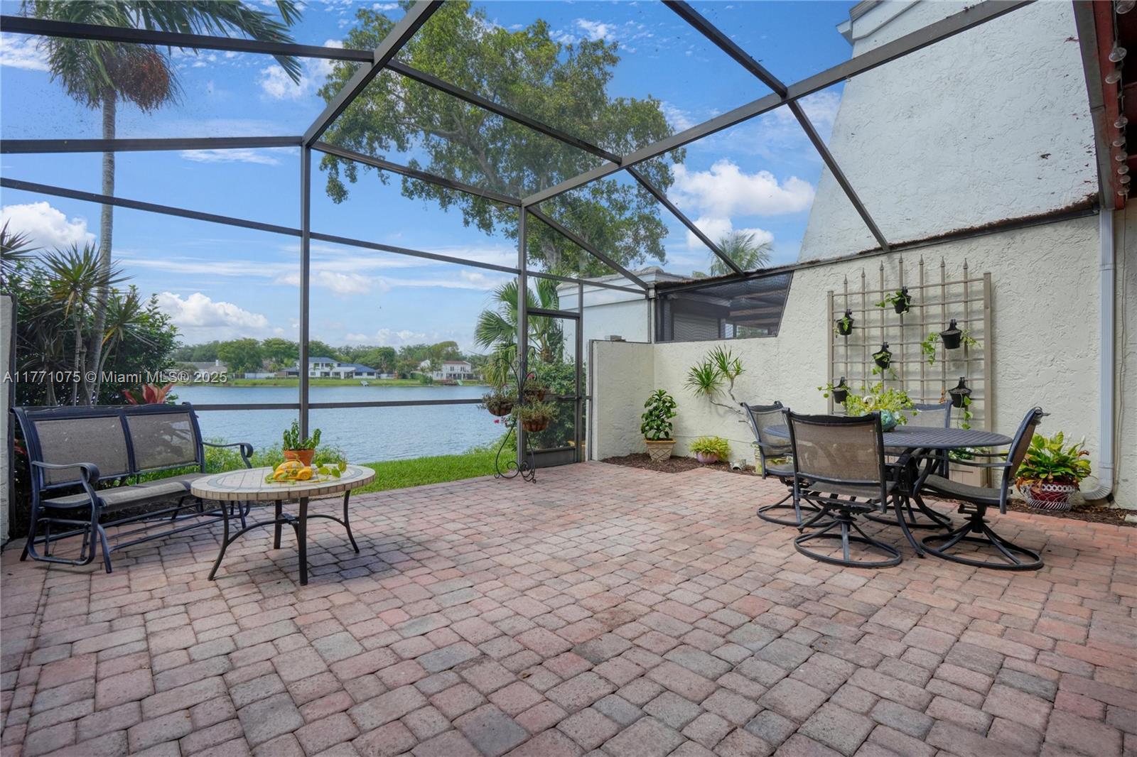 FAMILY TOWNHOUSES OF THE - Residential