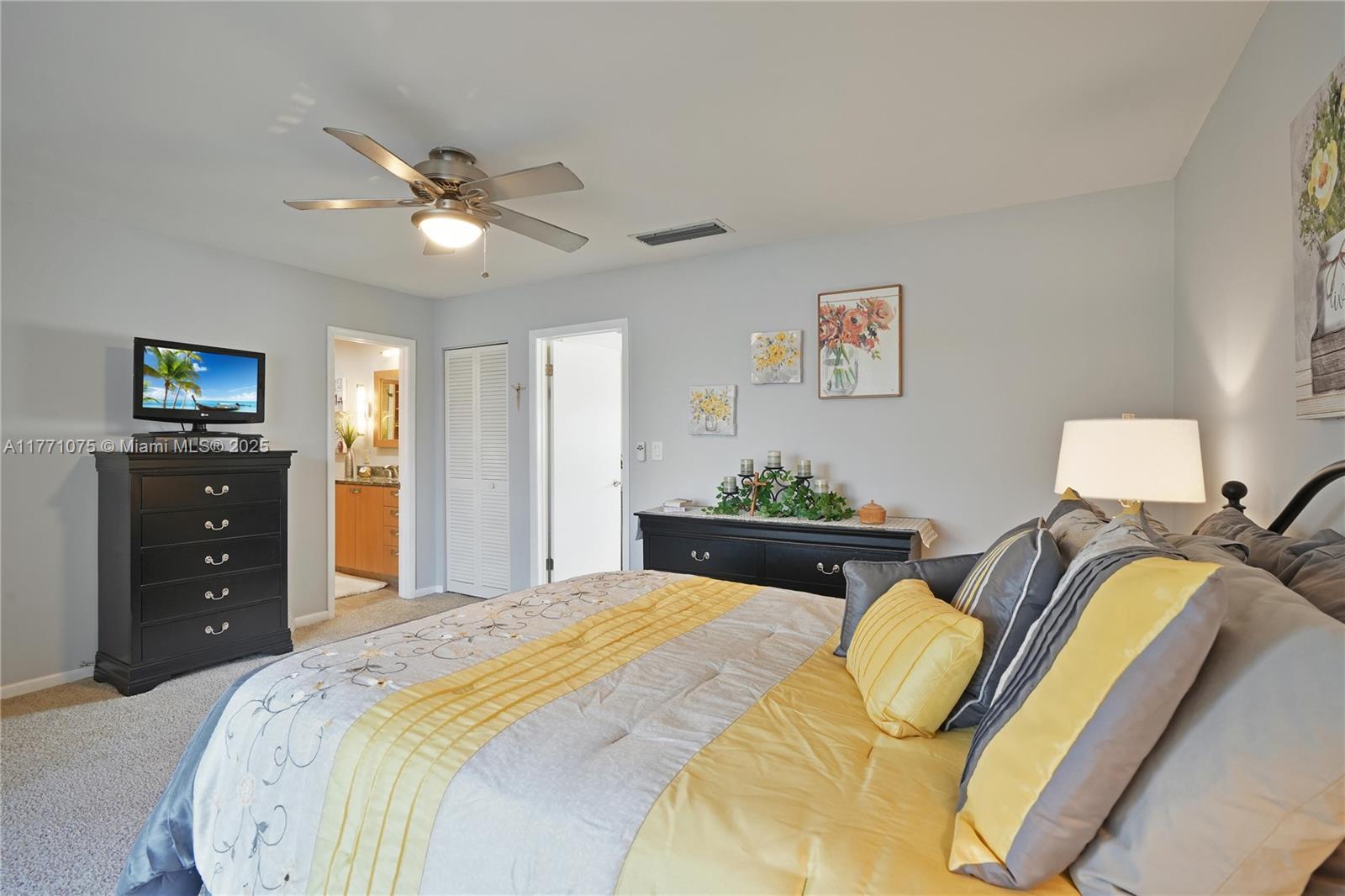 FAMILY TOWNHOUSES OF THE - Residential