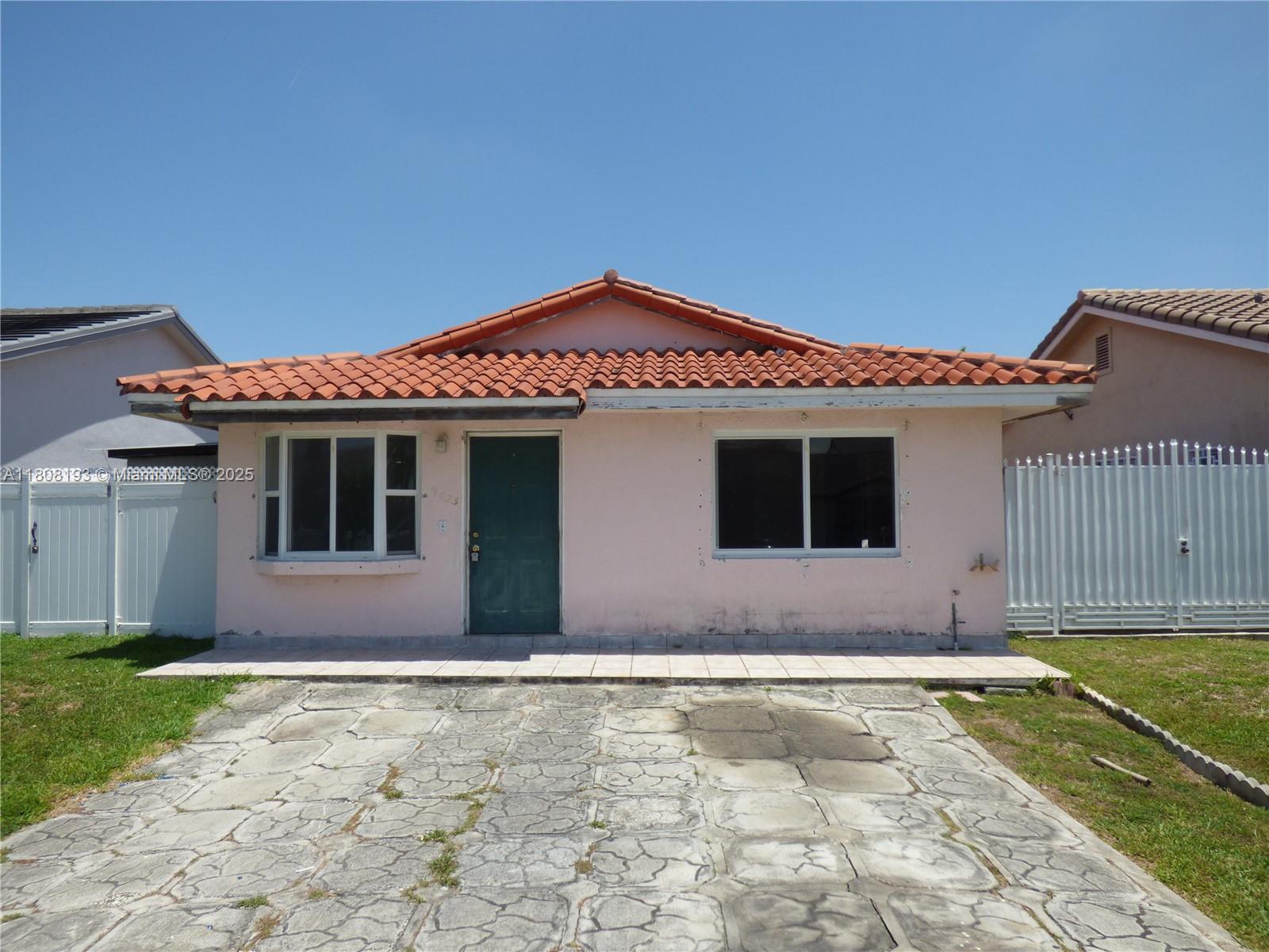 Property for Sale at 9023 Nw 113th St, Hialeah Gardens, Miami-Dade County, Florida - Bedrooms: 3 
Bathrooms: 2  - $465,000