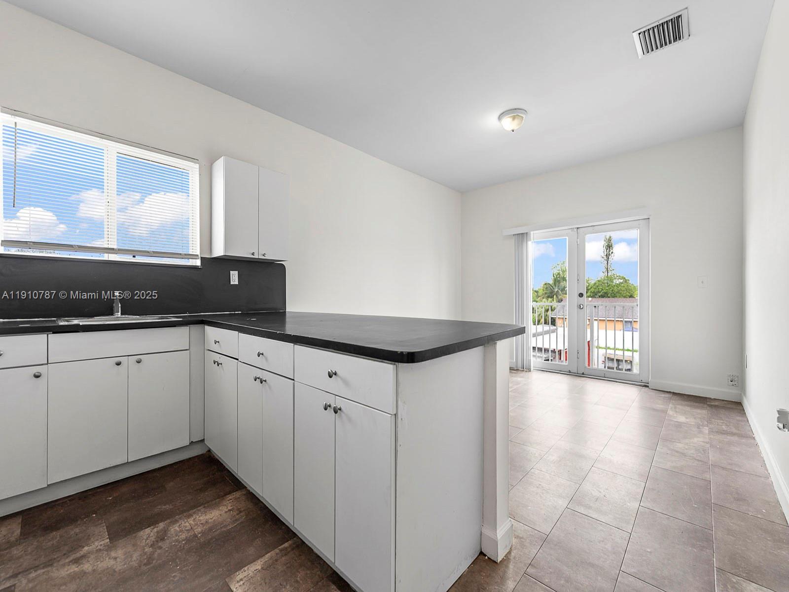 WASHINGTON PARK - Residential Income