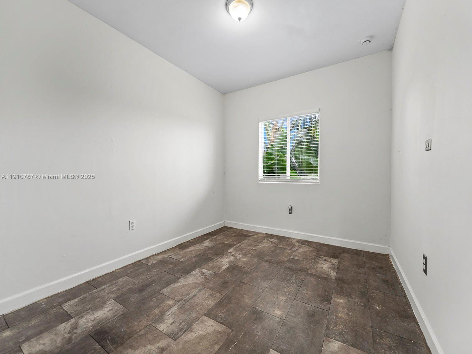 WASHINGTON PARK - Residential Income