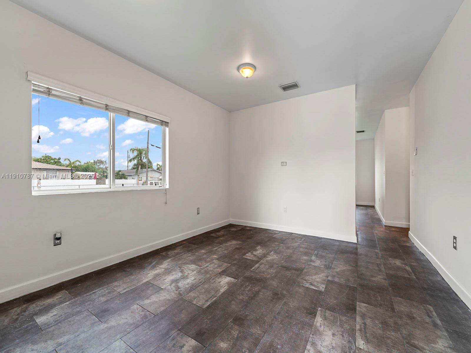 WASHINGTON PARK - Residential Income