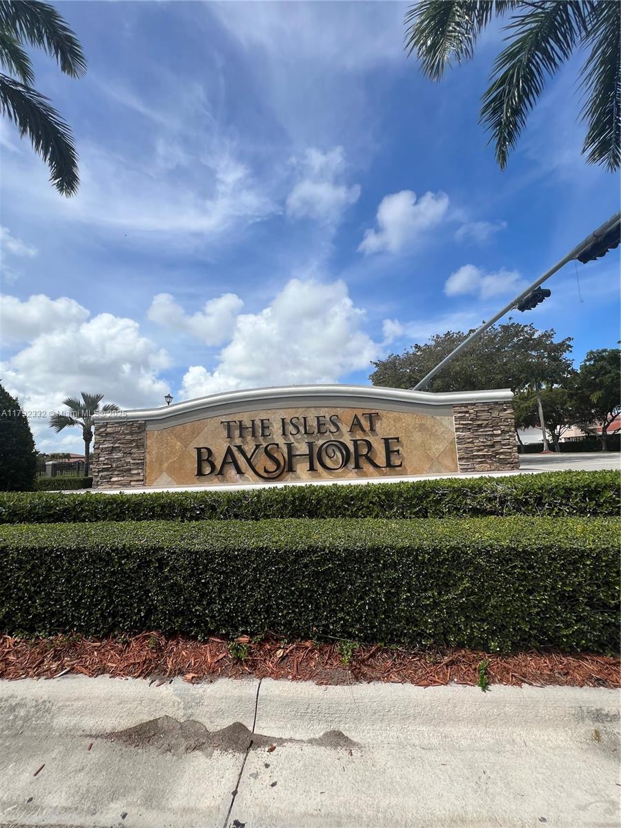 Rental Property at 9353 Sw 227th St 3-21, Cutler Bay, Miami-Dade County, Florida - Bedrooms: 3 
Bathrooms: 3  - $2,700 MO.