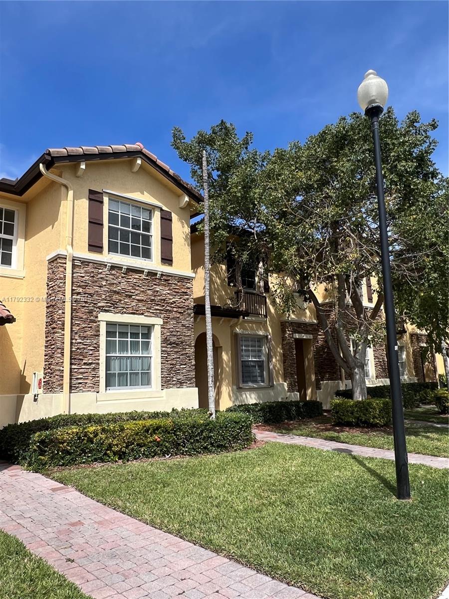 9353 SW 227th St 3-21