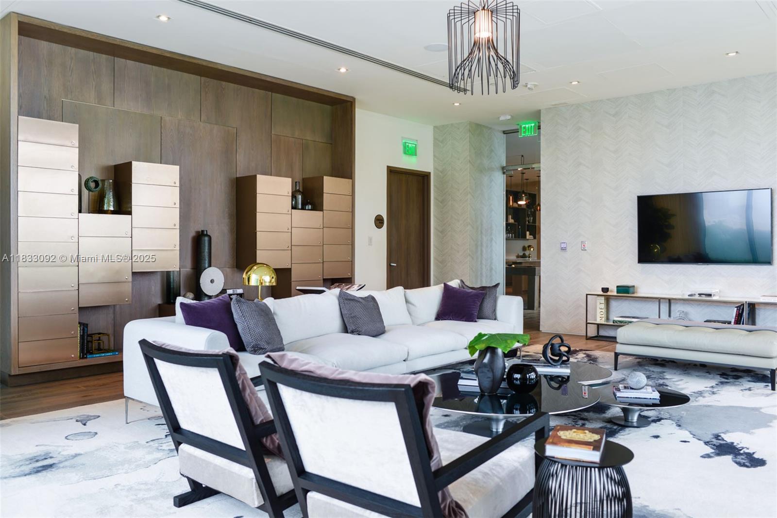 PARAISO BAY CONDO - Residential