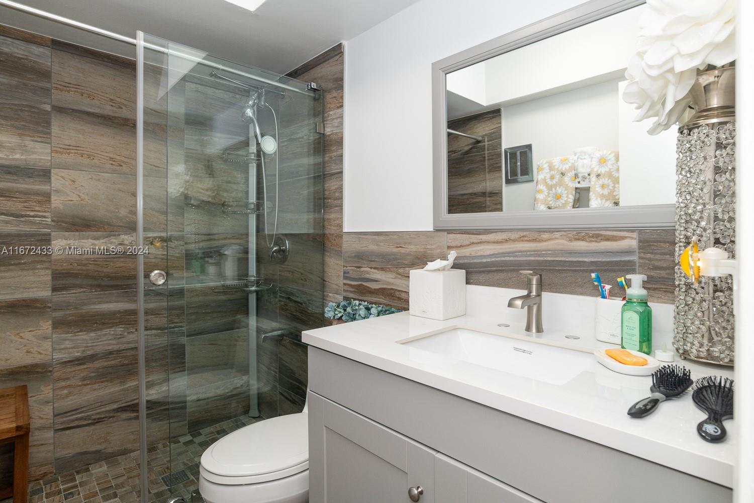 TARA EAST APARTMENTS COND - Residential