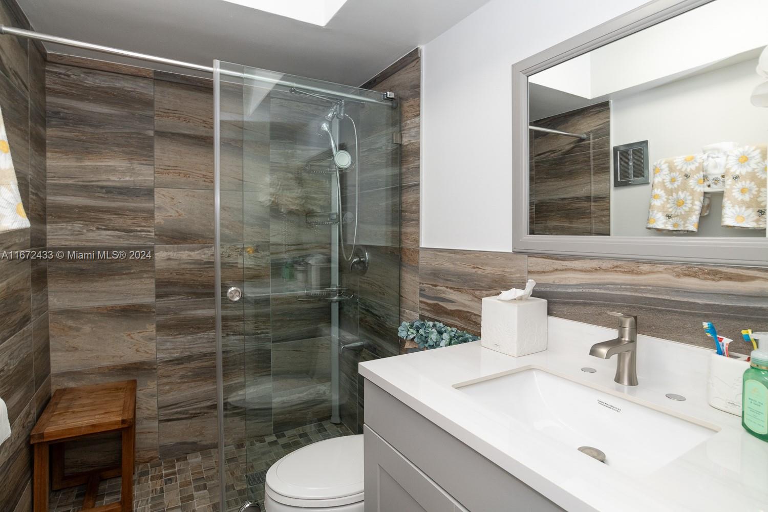 TARA EAST APARTMENTS COND - Residential