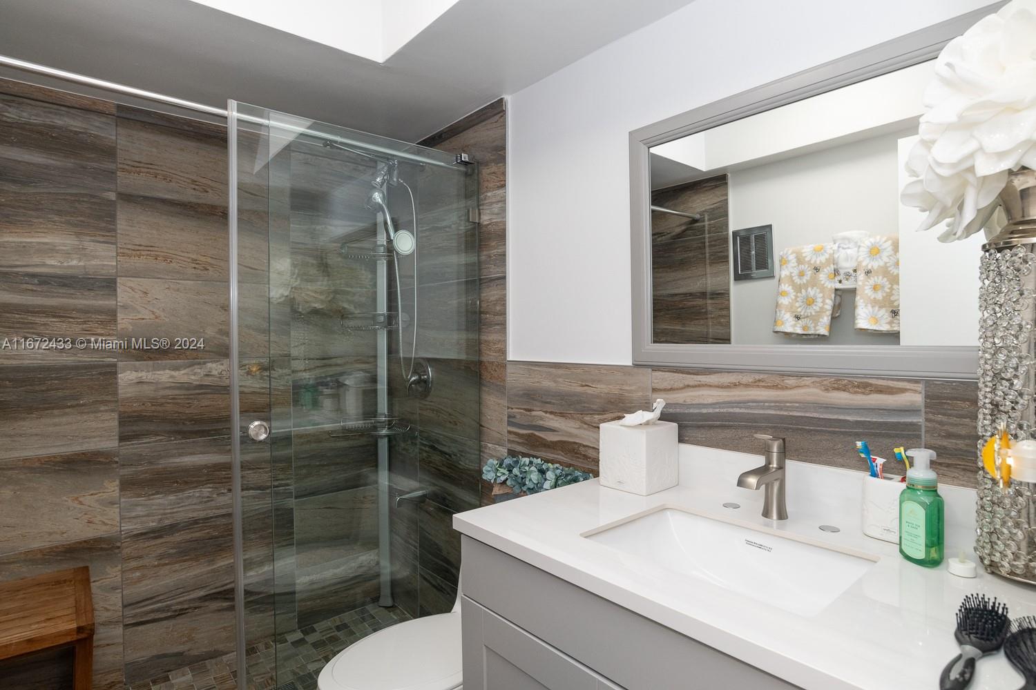 TARA EAST APARTMENTS COND - Residential