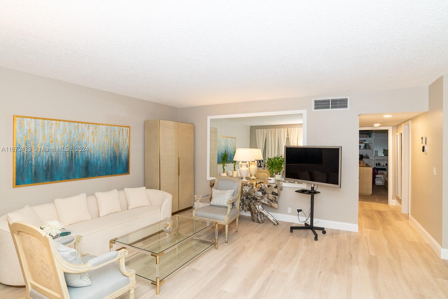 TARA EAST APARTMENTS COND - Residential