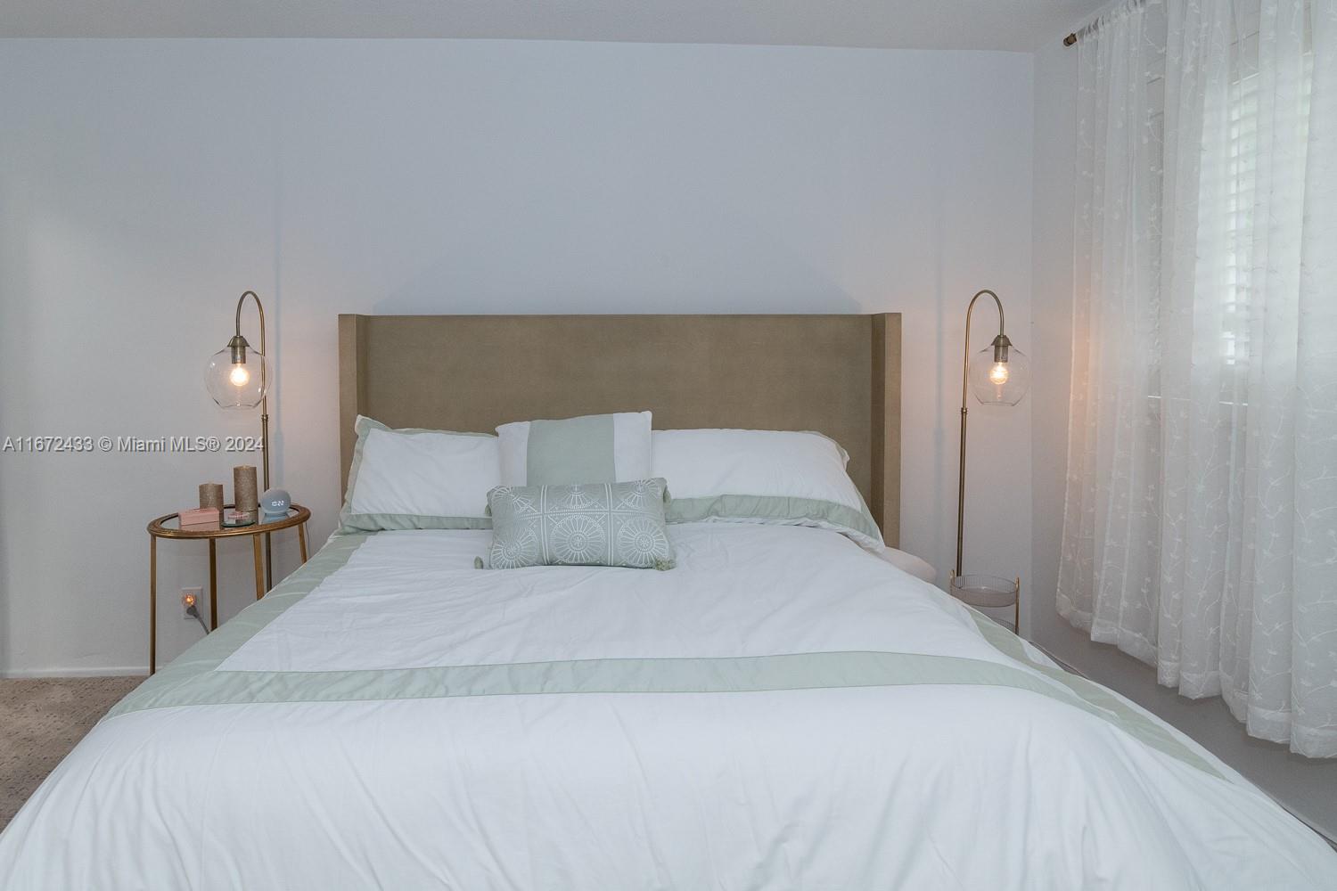 TARA EAST APARTMENTS COND - Residential