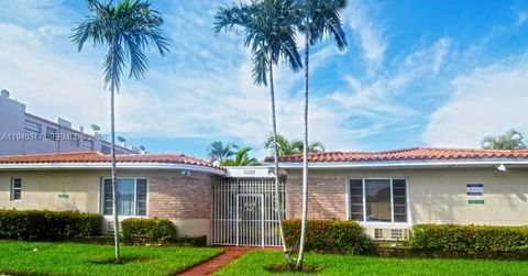 Photo of 2160 BayDr #2-11, Miami Beach, FL 33141 (MLS # A11940317)