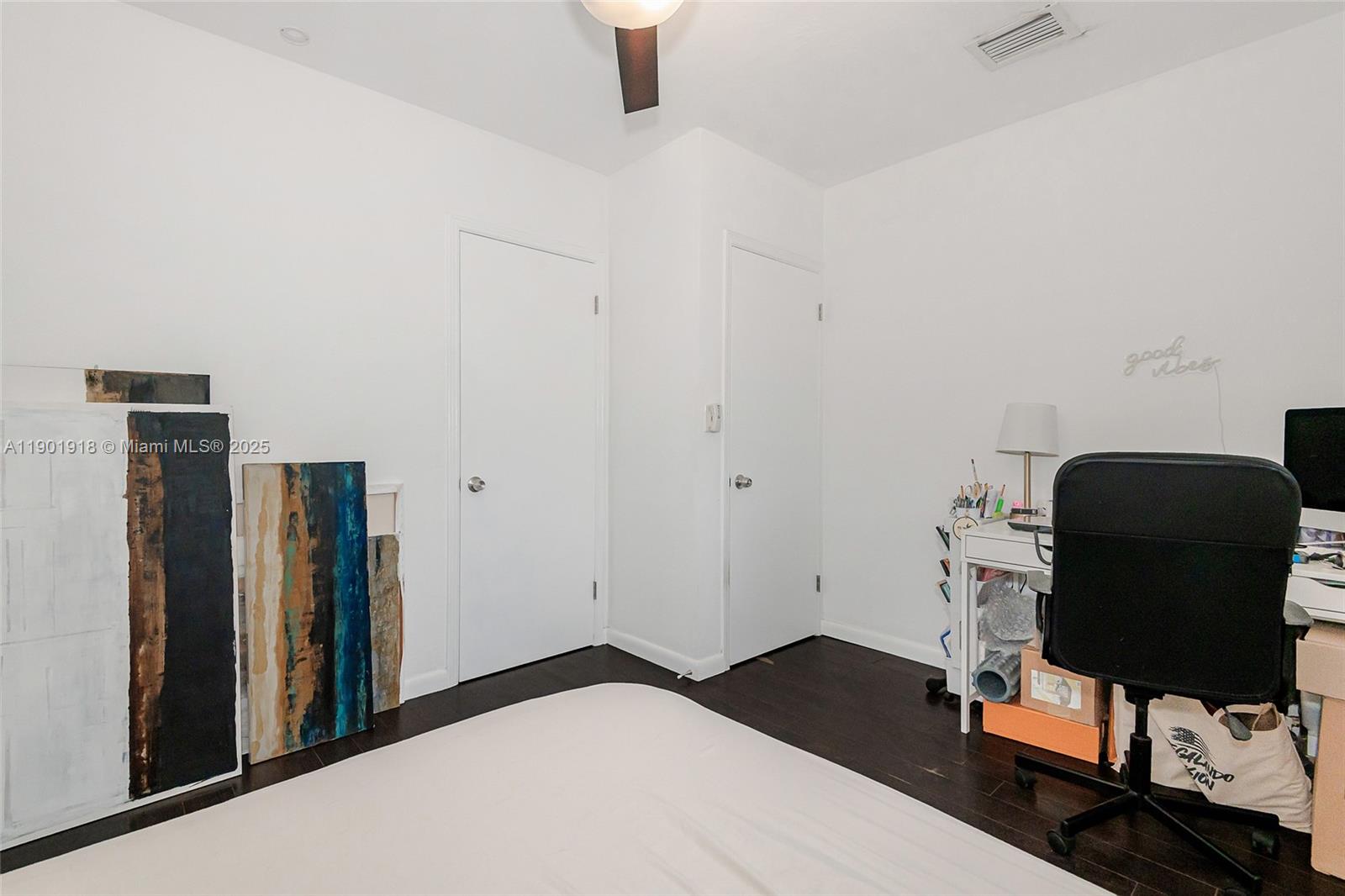 HOLLYWOOD PARK - Residential Income