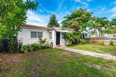 2506 Harding St Hollywood FL 33020