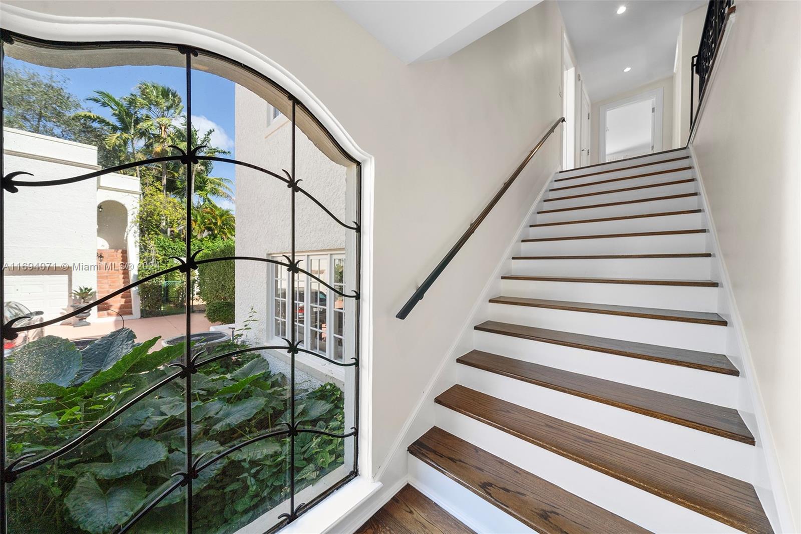 CORAL GABLES SEC B - Residential