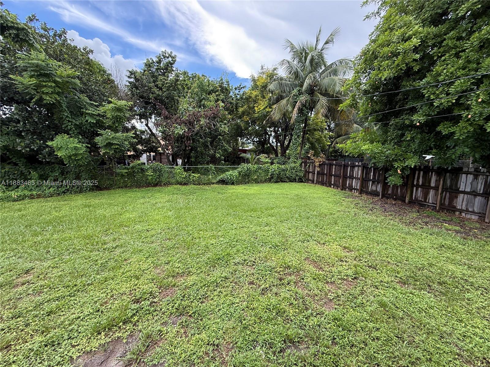 MIAMI GARDENS ESTATES SEC - Residential Lease