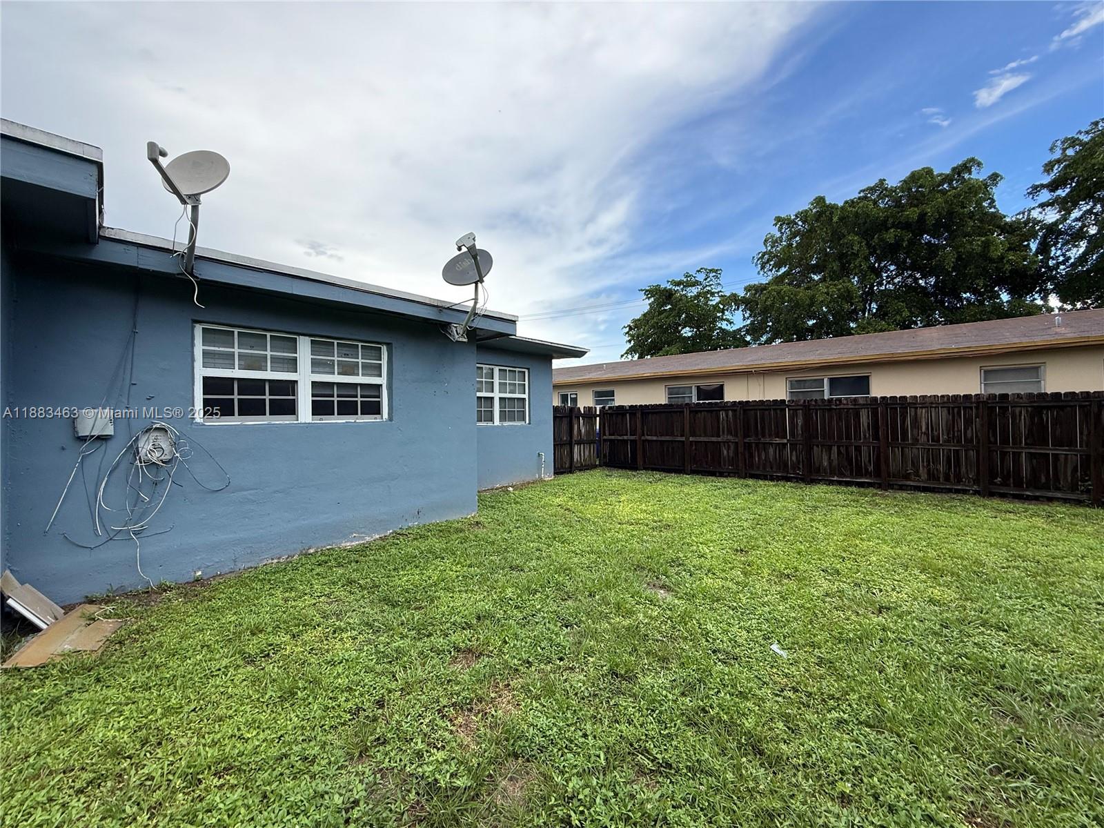 MIAMI GARDENS ESTATES SEC - Residential Lease