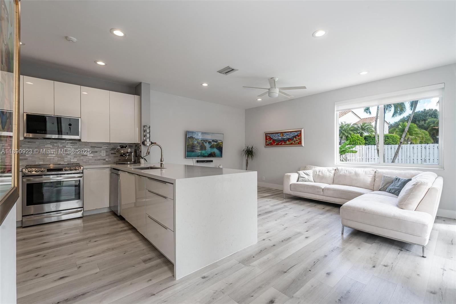 SECTOR 3 - PARCELS C D E - Residential Lease