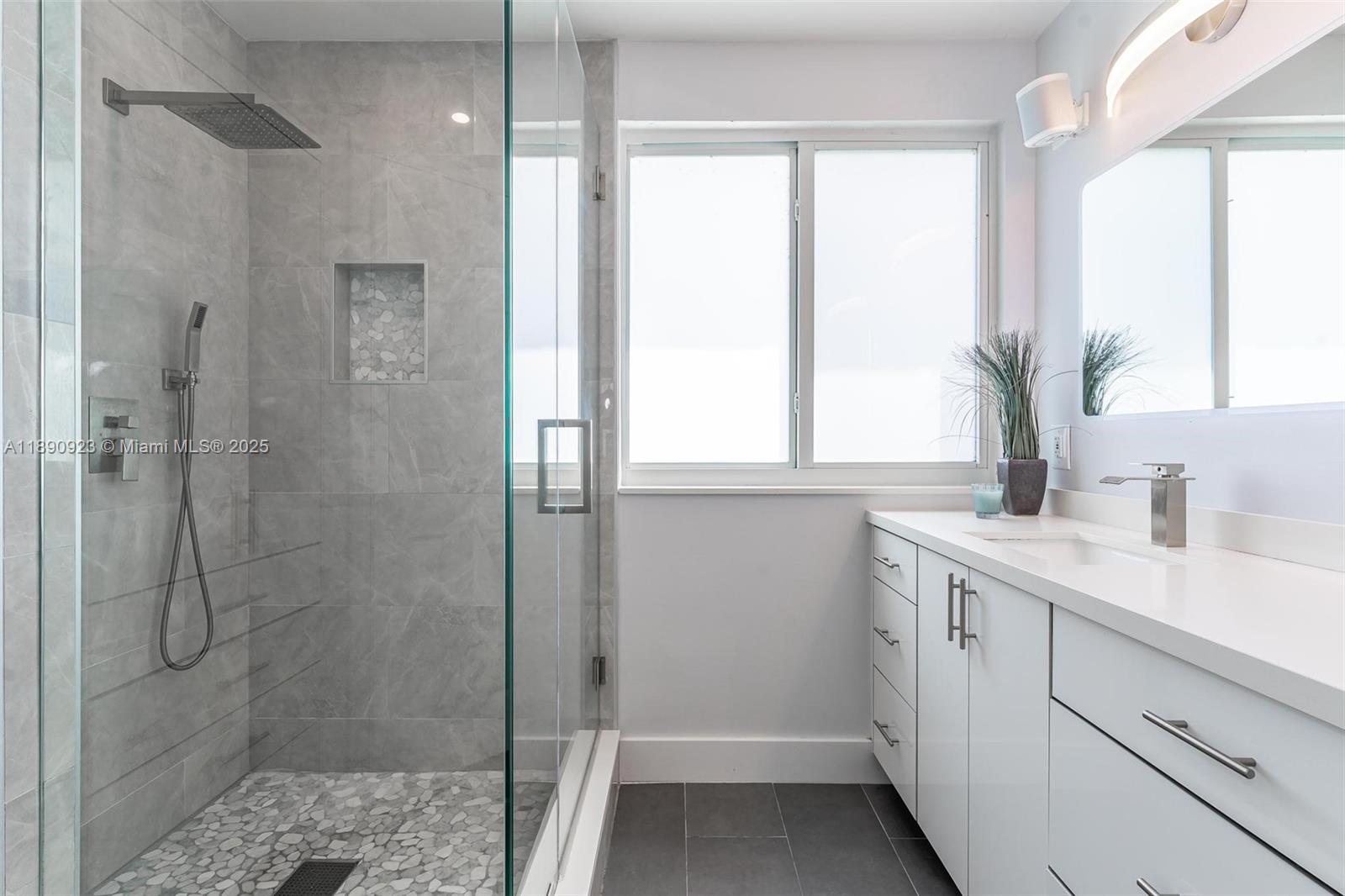 SECTOR 3 - PARCELS C D E - Residential Lease