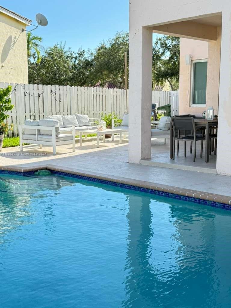 SECTOR 3 - PARCELS C D E - Residential Lease