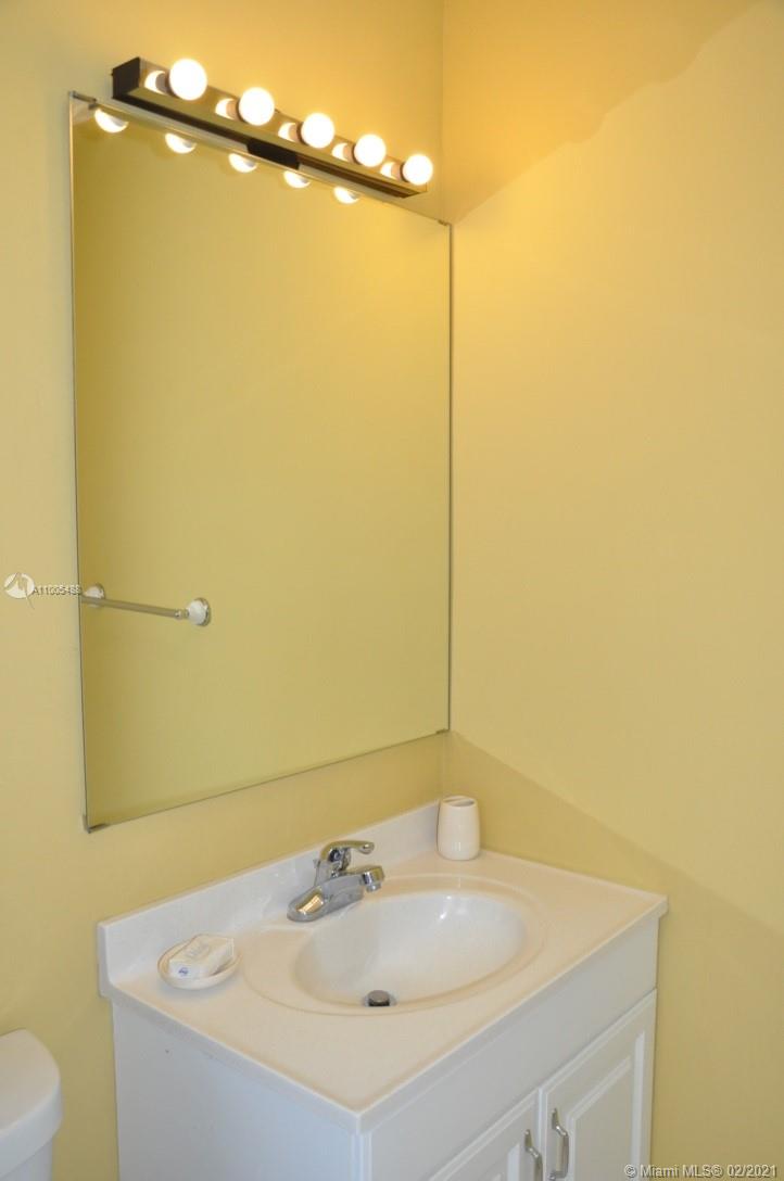 North Hollywood - Residential Lease