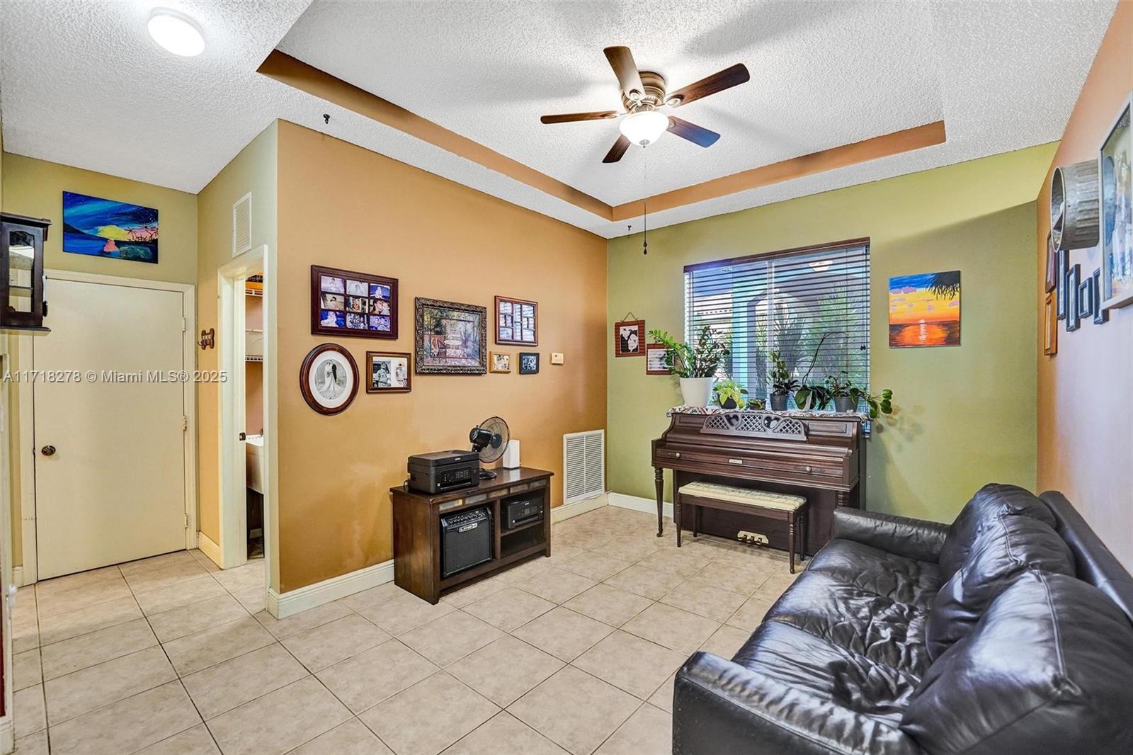 Laguana Isles - Residential