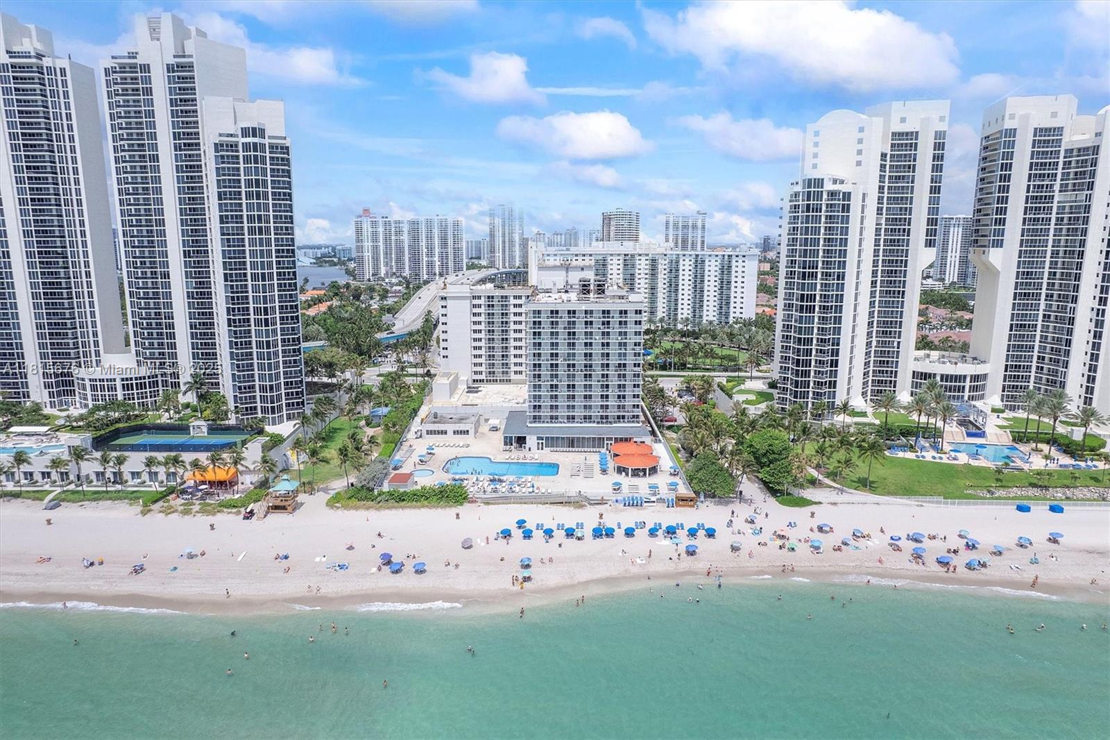 19201 Collins Ave 306