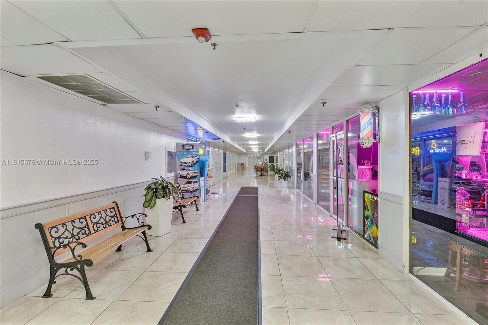 THE AVENTURA BEACH CLUB C - Residential