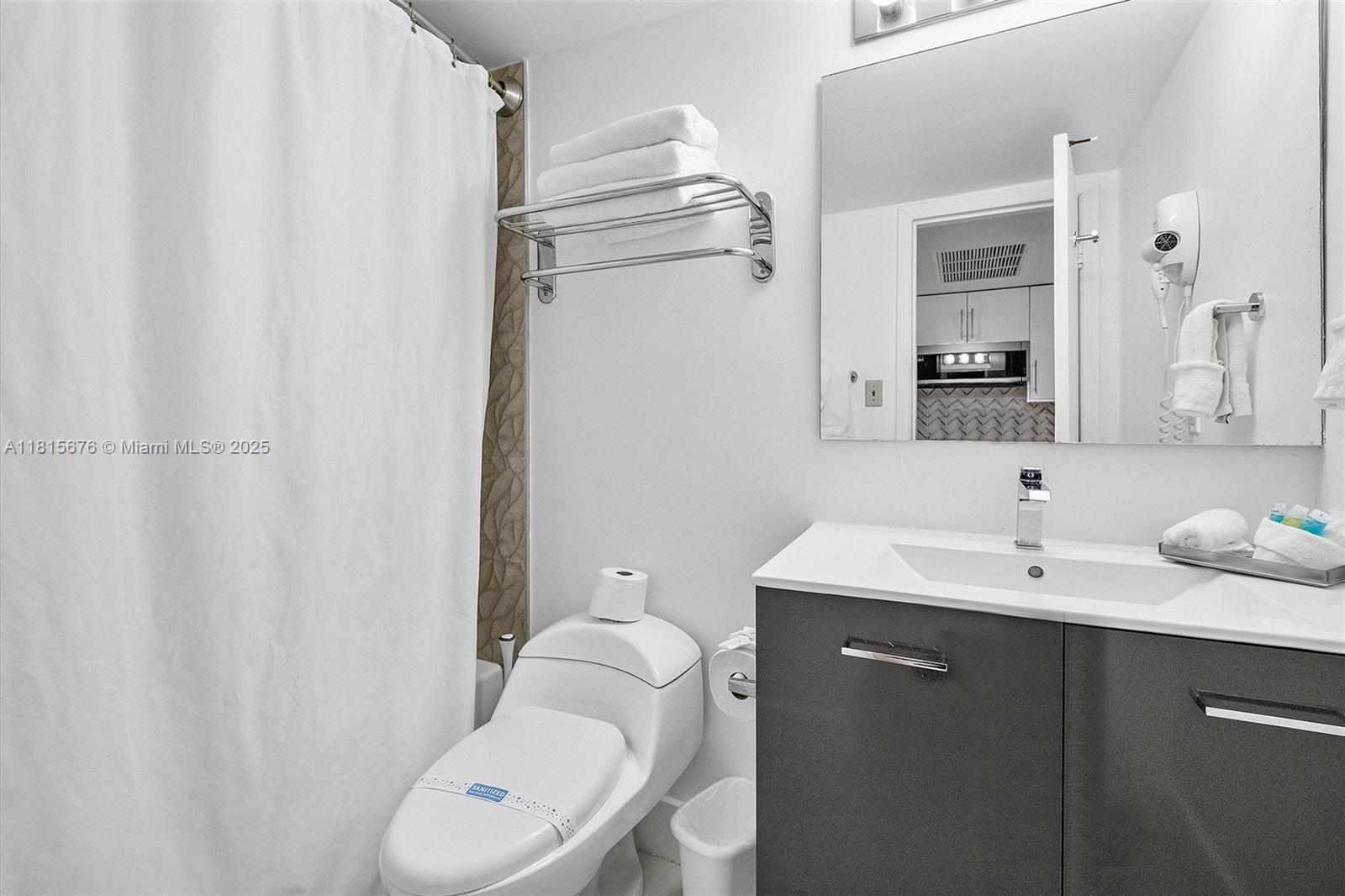 THE AVENTURA BEACH CLUB C - Residential