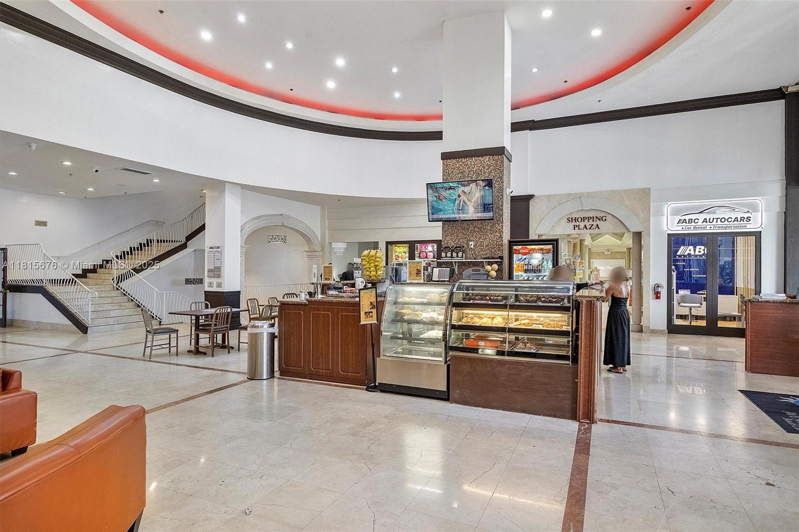 THE AVENTURA BEACH CLUB C - Residential