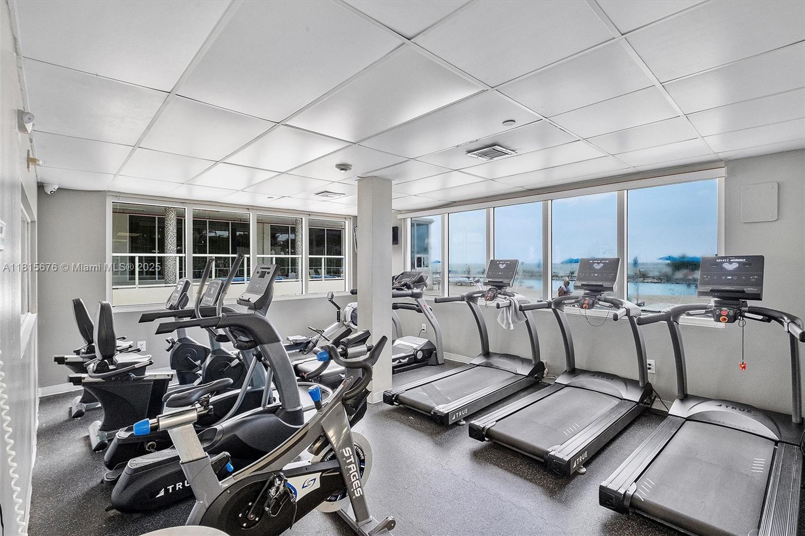 THE AVENTURA BEACH CLUB C - Residential