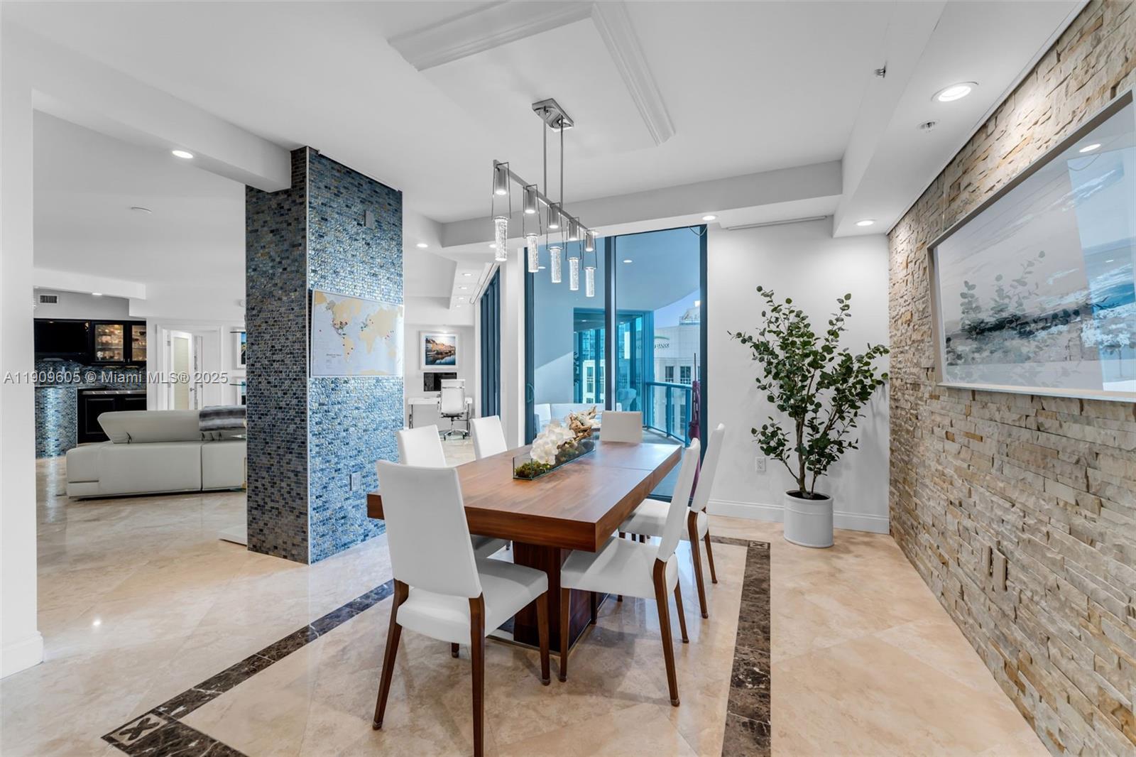 LAS OLAS RIVER HOUSE COND - Residential