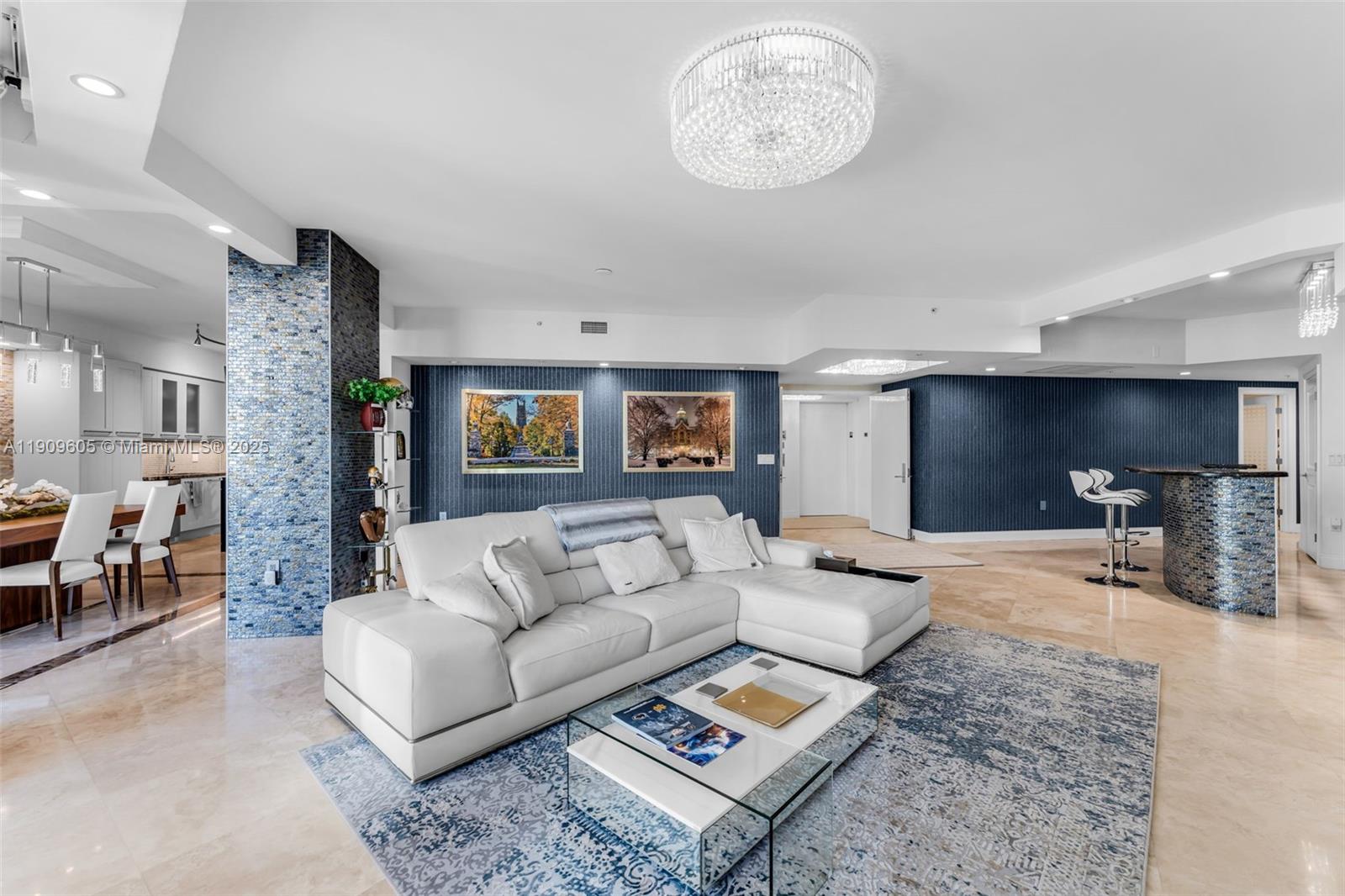 LAS OLAS RIVER HOUSE COND - Residential