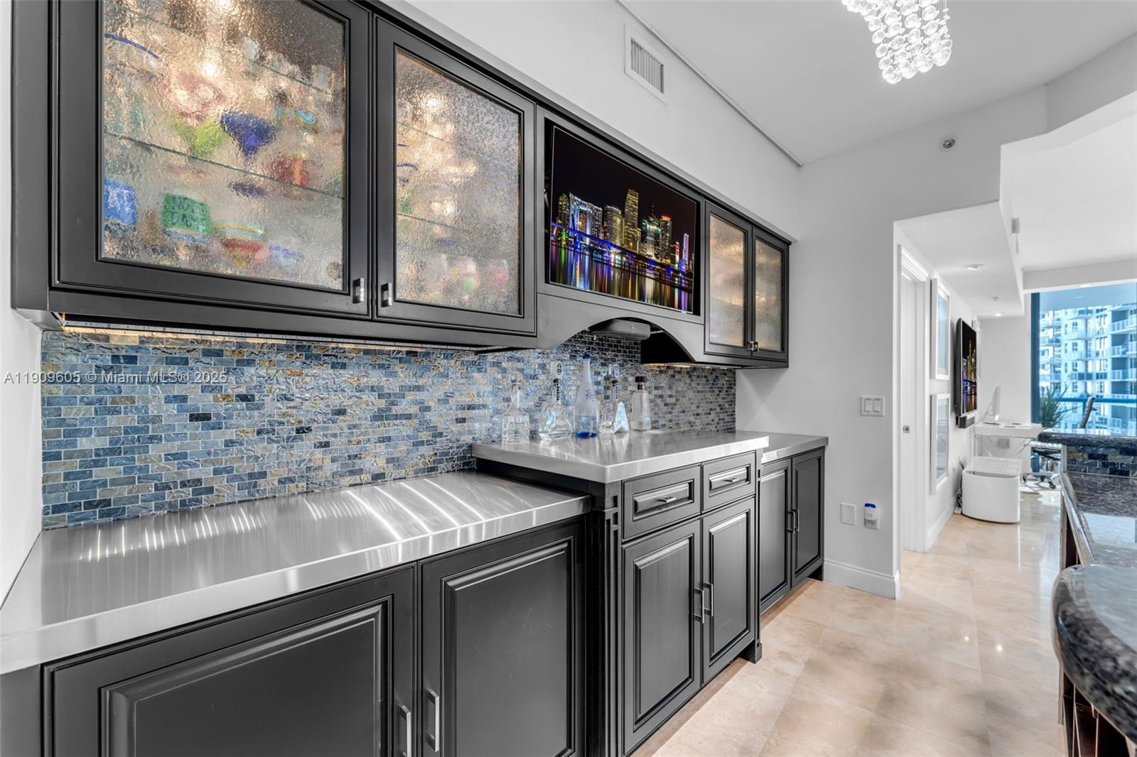 LAS OLAS RIVER HOUSE COND - Residential