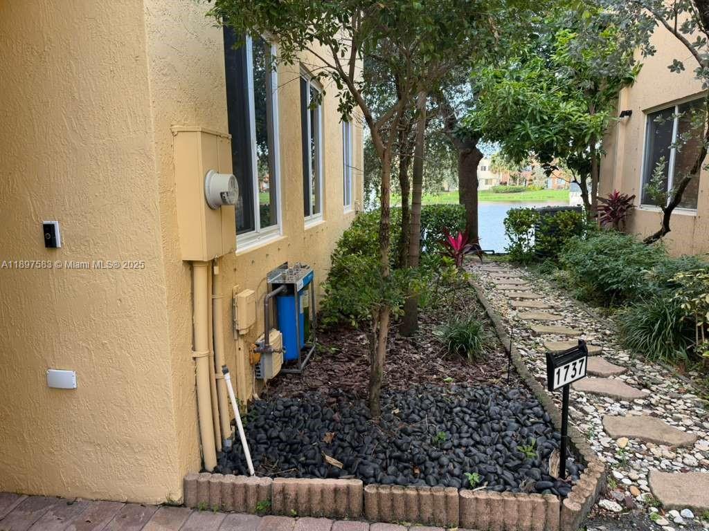 SIERRA BAY - Residential Lease