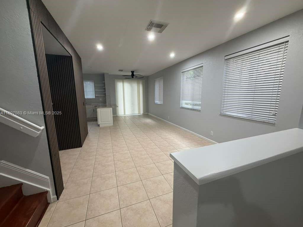 SIERRA BAY - Residential Lease