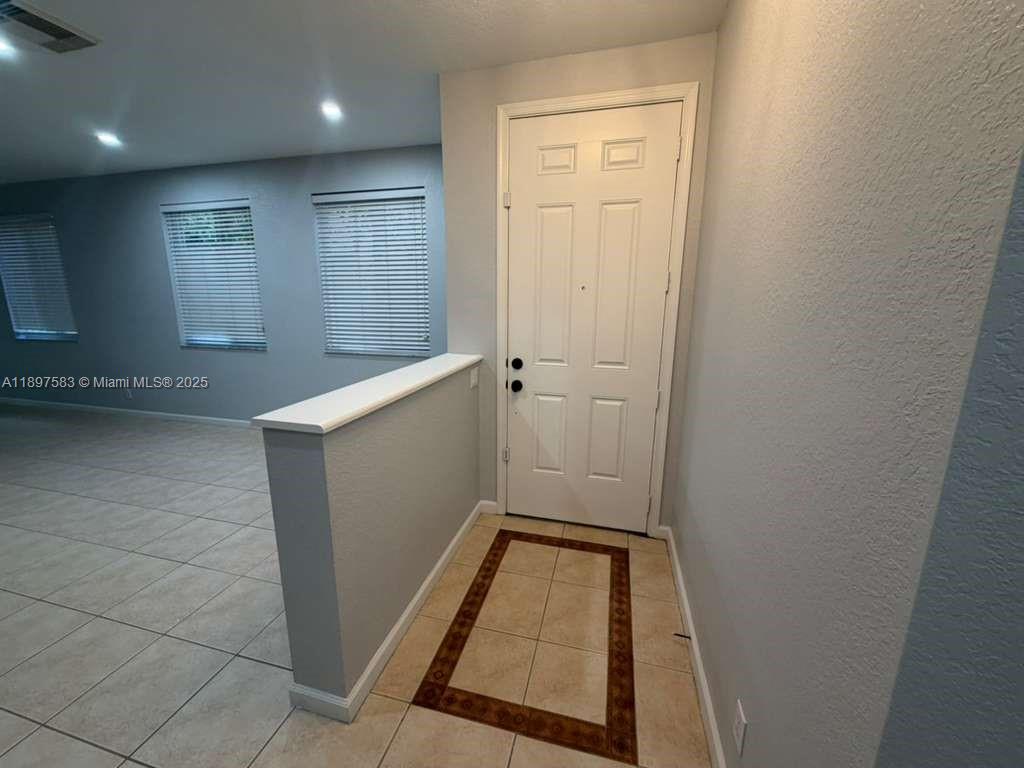 SIERRA BAY - Residential Lease