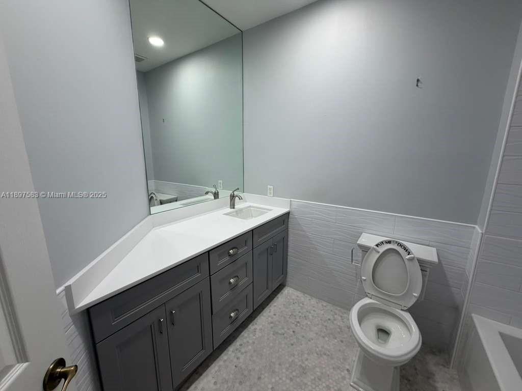 SIERRA BAY - Residential Lease
