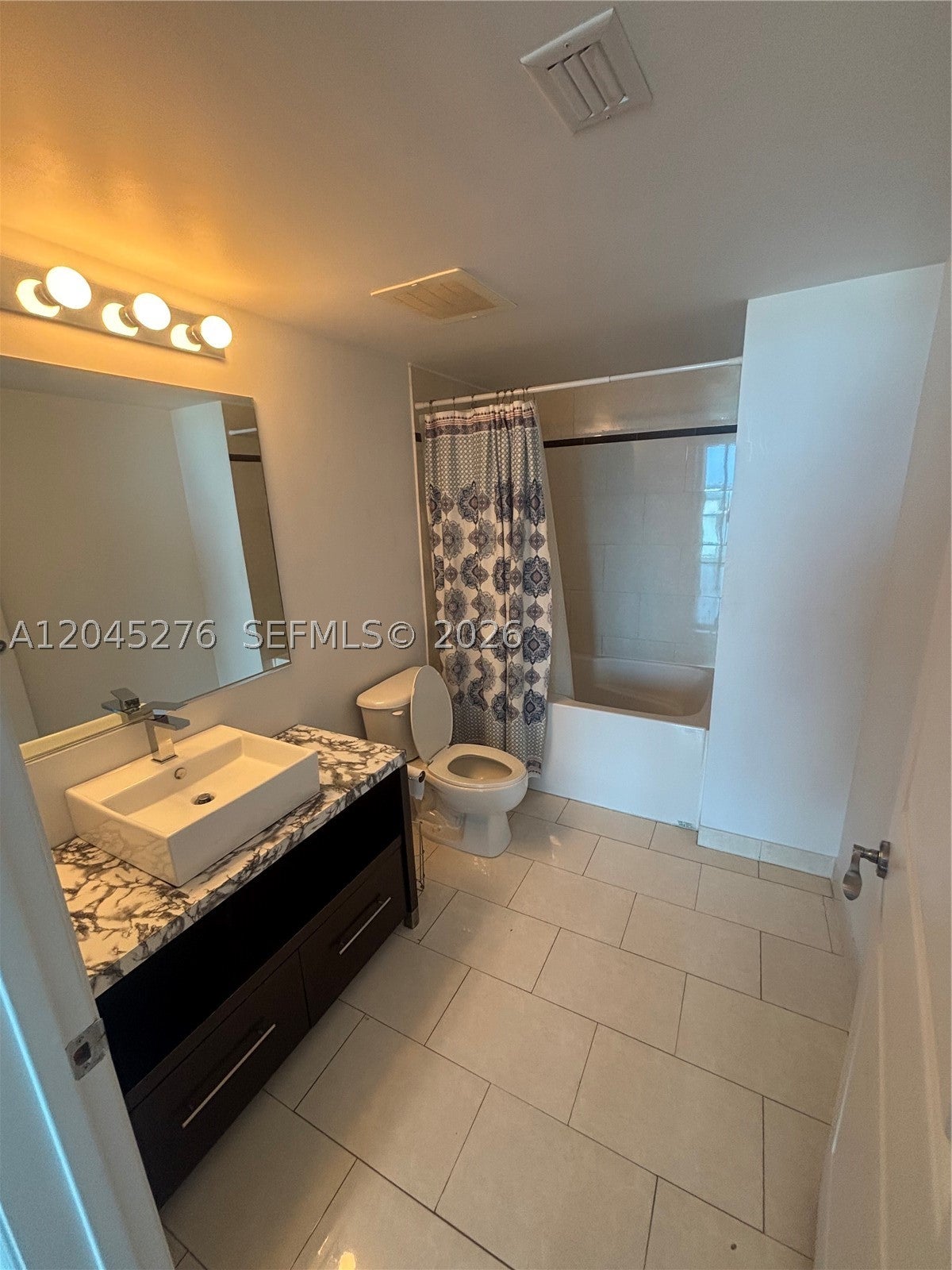 480 NE 30th St 1004