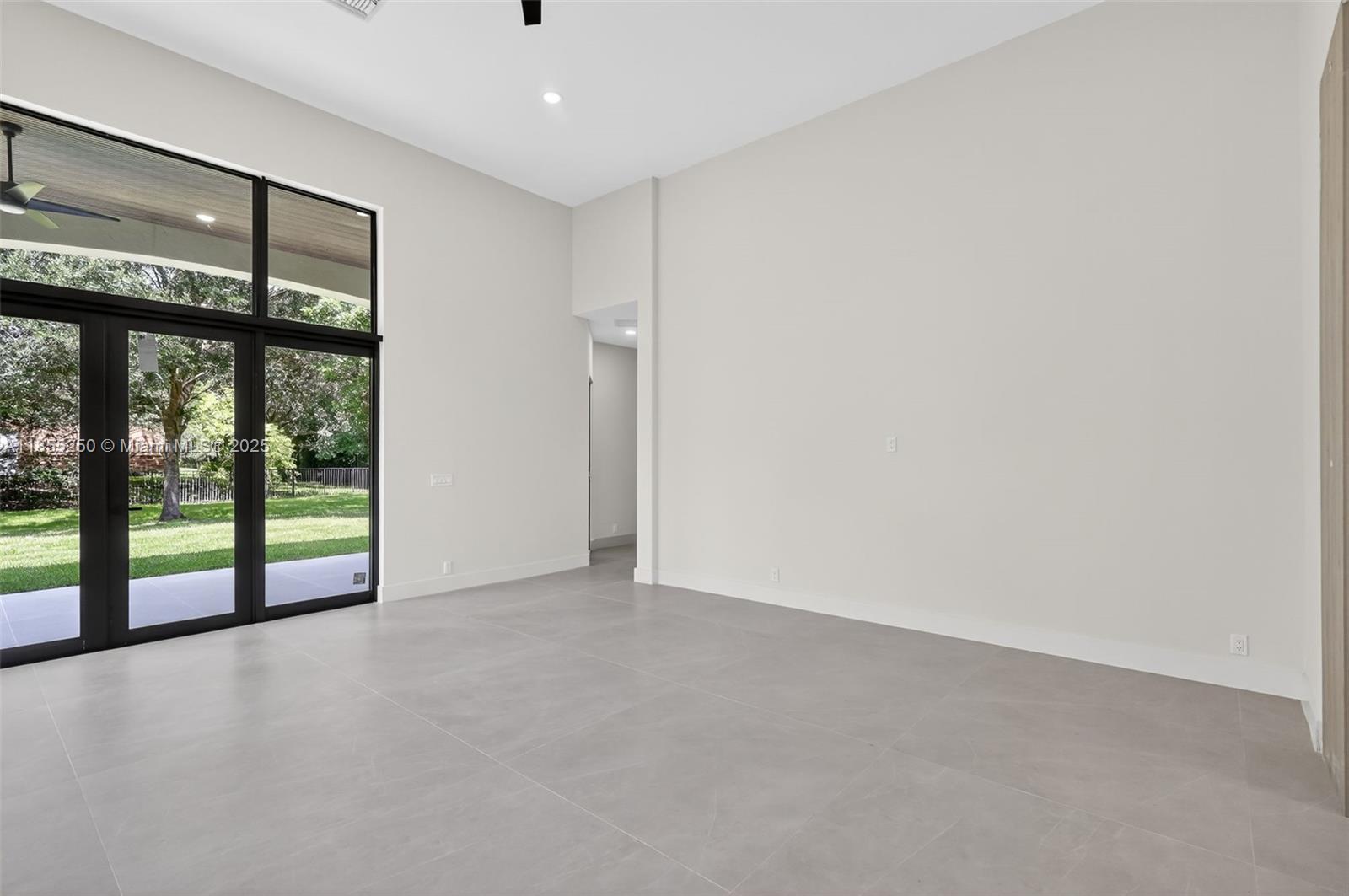 KAPOK GROVE ESTATES - Residential