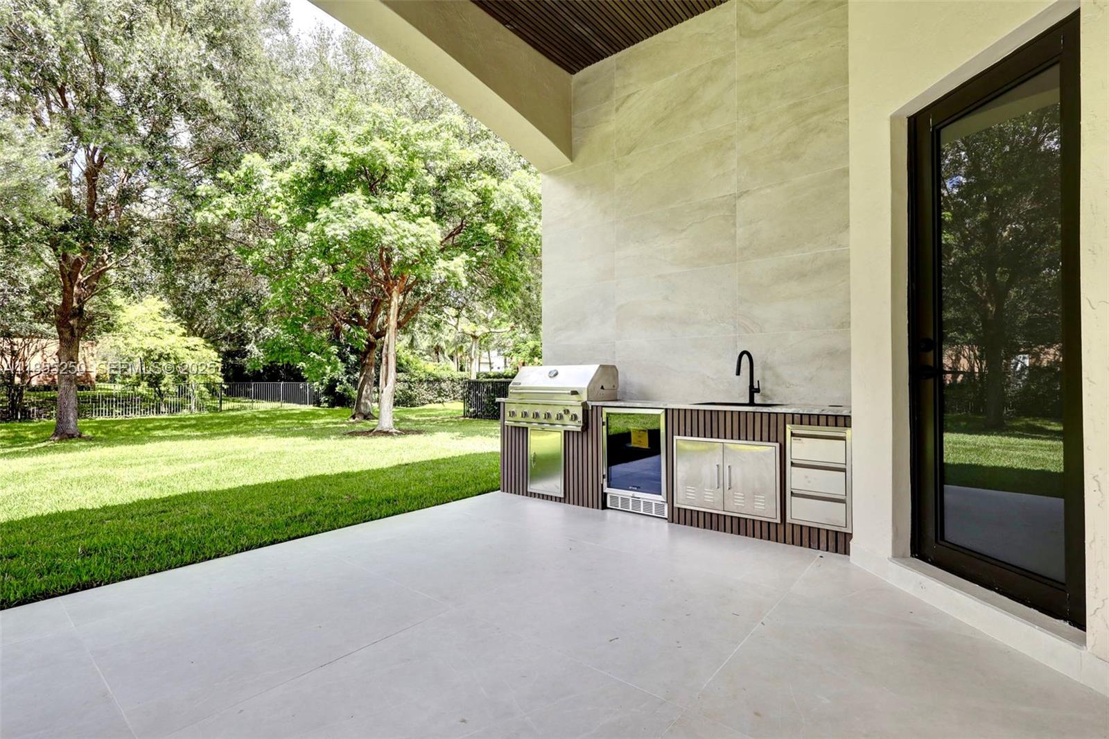 KAPOK GROVE ESTATES - Residential